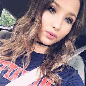 Meet your Posher, Whitney